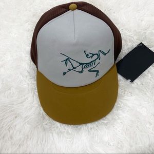 Arc’teryx Bird Trucker SnapBack Hat